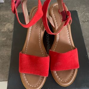 Bernardo Kate Tomato Split Suede Wedges BNIB